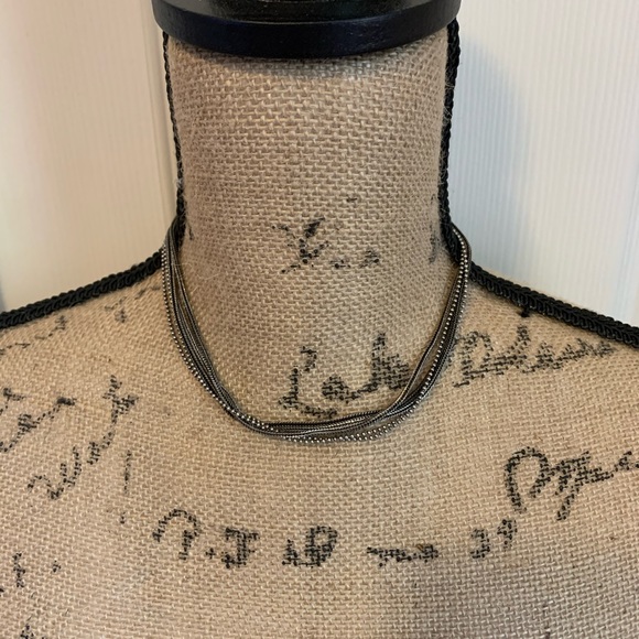 Premier Designs Necklace with Medallion - Picture 5 of 6